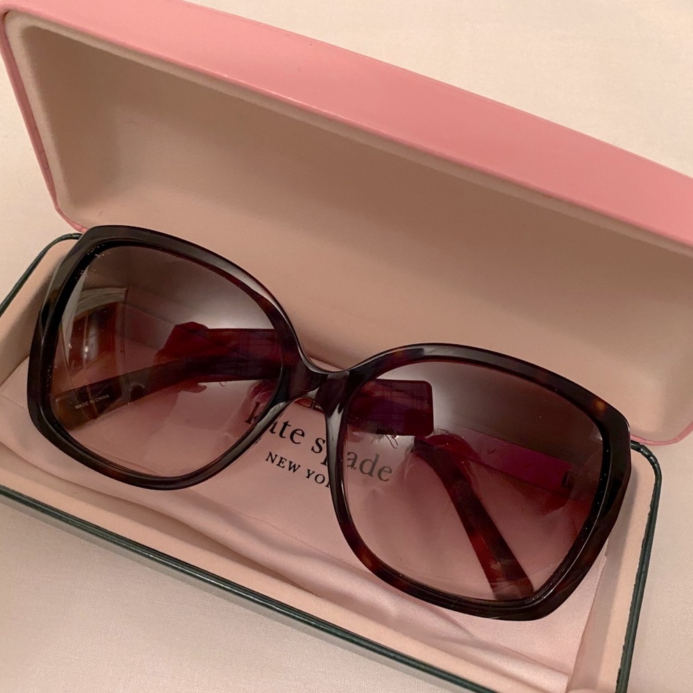 GENUINE KATE SPADE SUNGLASSES